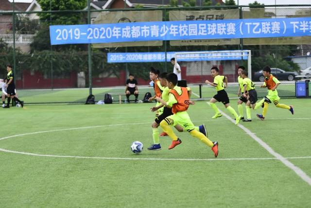 吴越公开回应谣言，澄清与雷佳音、辛柏青关系